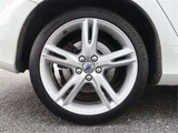 2017 Volvo V60 D4 Sedan for sale, Japanese used car export - photo 42 of 50 | GULJI TRADERS