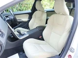 2017 Volvo V60 D4 Dynamic Sedan for sale, Japanese used car export - photo 29 of 50 | GULJI TRADERS