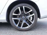 2017 Volvo V60 D4 Dynamic Sedan for sale, Japanese used car export - photo 44 of 50 | GULJI TRADERS