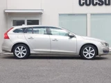 2017 Volvo V60 D4 Sedan for sale, Japanese used car export - photo 7 of 9 | GULJI TRADERS