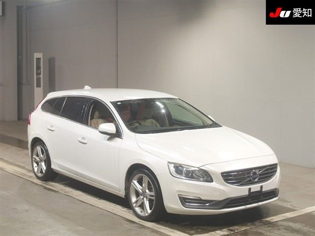 2017 Volvo V60 T5 SE Sedan for sale, Japanese used car export | GULJI TRADERS
