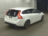 2017 Volvo V60 V60 D4 Dynamic ED Sedan for sale, Japanese used car export - photo 2 of 3 | GULJI TRADERS