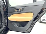 2018 Volvo V60 T5 Sedan for sale, Japanese used car export - photo 21 of 30 | GULJI TRADERS