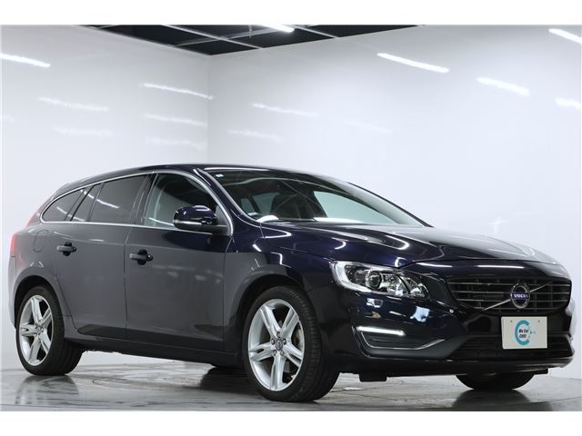 2018 Volvo V60 T3 - photo 1 2018 Volvo V60 T3 Sedan for sale, Japanese used car export - photo 1 of 79 | GULJI TRADERS