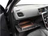 2018 Volvo V60 T3 Sedan for sale, Japanese used car export - photo 39 of 79 | GULJI TRADERS