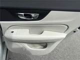 2018 Volvo V60 T5 Sedan for sale, Japanese used car export - photo 17 of 54 | GULJI TRADERS