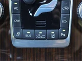 2018 Volvo V60 D4 Sedan for sale, Japanese used car export - photo 23 of 50 | GULJI TRADERS