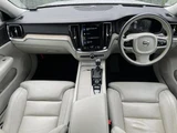 2018 Volvo V60 T5 Sedan for sale, Japanese used car export - photo 2 of 9 | GULJI TRADERS