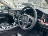 2019 Volvo V60 T8 AWD 4WD Sedan for sale, Japanese used car export - photo 12 of 56 | GULJI TRADERS