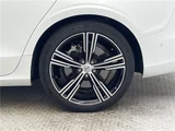 2019 Volvo V60 T6 AWD Sedan for sale, Japanese used car export - photo 8 of 30 | GULJI TRADERS