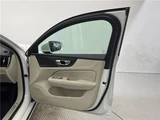 2019 Volvo V60 T6 AWD Sedan for sale, Japanese used car export - photo 17 of 30 | GULJI TRADERS