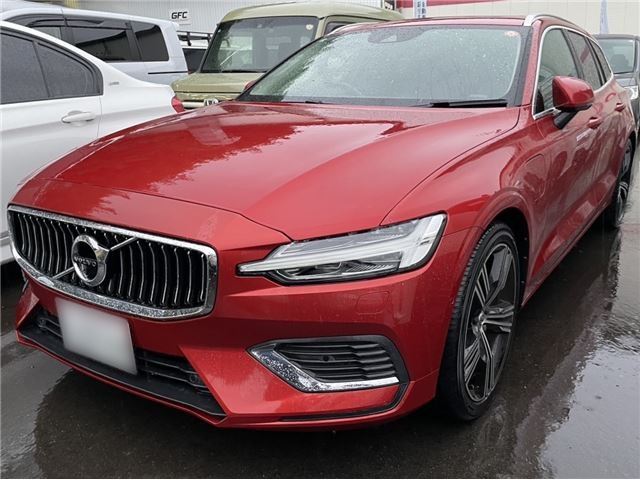 2019 Volvo V60 T6 AWD - photo 1 2019 Volvo V60 T6 AWD Sedan for sale, Japanese used car export - photo 1 of 3 | GULJI TRADERS