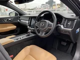 2019 Volvo V60 V60 T5 Sedan for sale, Japanese used car export - photo 20 of 23 | GULJI TRADERS