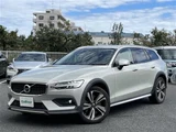 2019 Volvo V60 V60 T5 AWD 4WD Sedan for sale, Japanese used car export - photo 6 of 24 | GULJI TRADERS