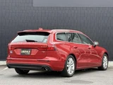 2019 Volvo V60 V60 T5 Sedan for sale, Japanese used car export - photo 2 of 23 | GULJI TRADERS