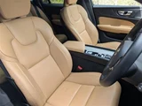2019 Volvo V60 T5 INSCRIPITIN Sedan for sale, Japanese used car export - photo 10 of 25 | GULJI TRADERS