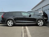 2019 Volvo V60 T5 AWD Sedan for sale, Japanese used car export - photo 4 of 30 | GULJI TRADERS