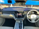 2019 Volvo V60 T5 Sedan for sale, Japanese used car export - photo 3 of 23 | GULJI TRADERS