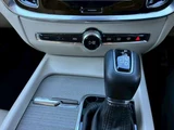 2020 Volvo V60 T5 Sedan for sale, Japanese used car export - photo 13 of 39 | GULJI TRADERS