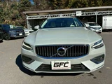 2020 Volvo V60 T5 Sedan for sale, Japanese used car export - photo 18 of 39 | GULJI TRADERS