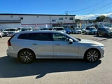 2020 Volvo V60 T5 Sedan for sale, Japanese used car export - photo 23 of 39 | GULJI TRADERS