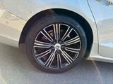 2020 Volvo V60 T5 Sedan for sale, Japanese used car export - photo 25 of 39 | GULJI TRADERS