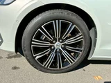 2020 Volvo V60 T5 Sedan for sale, Japanese used car export - photo 26 of 39 | GULJI TRADERS