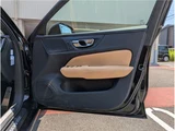2020 Volvo V60 T5 Sedan for sale, Japanese used car export - photo 16 of 35 | GULJI TRADERS