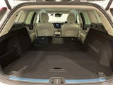 2020 Volvo V60 V60 T5 AWD 4WD Sedan for sale, Japanese used car export - photo 11 of 24 | GULJI TRADERS