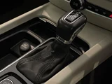 2020 Volvo V60 V60 T5 AWD 4WD Sedan for sale, Japanese used car export - photo 19 of 24 | GULJI TRADERS
