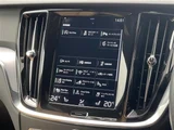 2020 Volvo V60 V60 T5 Sedan for sale, Japanese used car export - photo 11 of 23 | GULJI TRADERS