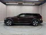 2020 Volvo V60 T5 AWD 4WD Sedan for sale, Japanese used car export - photo 13 of 20 | GULJI TRADERS