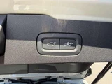 2020 Volvo V60 T5 AWD 4WD Sedan for sale, Japanese used car export - photo 11 of 20 | GULJI TRADERS
