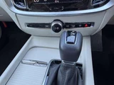 2020 Volvo V60 T5 AWD 4WD Sedan for sale, Japanese used car export - photo 17 of 20 | GULJI TRADERS