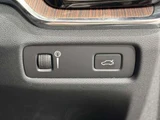 2021 Volvo V60 B5 Sedan for sale, Japanese used car export - photo 38 of 62 | GULJI TRADERS