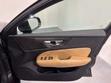2021 Volvo V60 B5 Sedan for sale, Japanese used car export - photo 44 of 62 | GULJI TRADERS