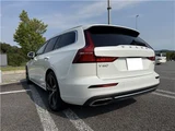 2021 Volvo V60 B5 Sedan for sale, Japanese used car export - photo 2 of 31 | GULJI TRADERS