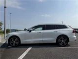 2021 Volvo V60 B5 Sedan for sale, Japanese used car export - photo 8 of 31 | GULJI TRADERS