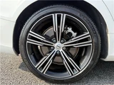2021 Volvo V60 B5 Sedan for sale, Japanese used car export - photo 29 of 31 | GULJI TRADERS