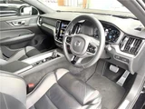 2021 Volvo V60 B5 Sedan for sale, Japanese used car export - photo 25 of 30 | GULJI TRADERS