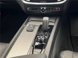 2021 Volvo V60 B5 Sedan for sale, Japanese used car export - photo 26 of 30 | GULJI TRADERS
