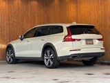 2021 Volvo V60 B5 AWD 4WD Sedan for sale, Japanese used car export - photo 6 of 53 | GULJI TRADERS