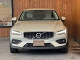 2021 Volvo V60 B5 AWD 4WD Sedan for sale, Japanese used car export - photo 25 of 53 | GULJI TRADERS