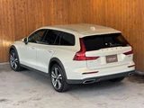 2021 Volvo V60 B5 AWD 4WD Sedan for sale, Japanese used car export - photo 30 of 53 | GULJI TRADERS