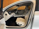 2021 Volvo V60 B5 AWD 4WD Sedan for sale, Japanese used car export - photo 40 of 53 | GULJI TRADERS