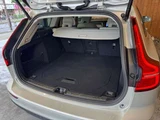 2021 Volvo V60 B5 AWD 4WD Sedan for sale, Japanese used car export - photo 48 of 53 | GULJI TRADERS