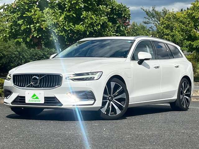 2021 Volvo V60 Sedan for sale, Japanese used car export - photo 1 of 61 | GULJI TRADERS