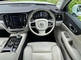 2021 Volvo V60 Sedan for sale, Japanese used car export - photo 25 of 61 | GULJI TRADERS