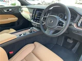 2021 Volvo V60 B5 AWD Sedan for sale, Japanese used car export - photo 24 of 30 | GULJI TRADERS