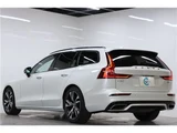 2021 Volvo V60 B5 Sedan for sale, Japanese used car export - photo 5 of 76 | GULJI TRADERS